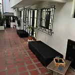 Casa Los Naranjos 2 Hostal